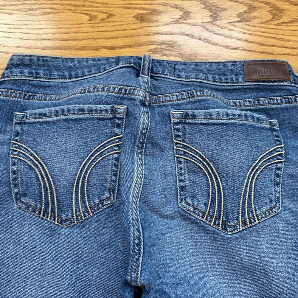 Hollister Jeans Women’s 8R Blue Denim Low Rise Flare - Picture 8 of 9